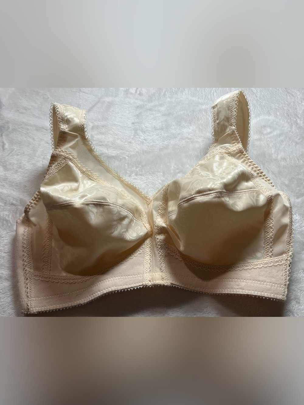 Bra Ultimate Shoulder Comfort Side & Back Smoothing Playtex 18 34DNatural Beige